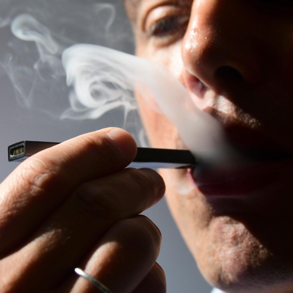 10 Great Features to Look for When Buying Smoking Accessories