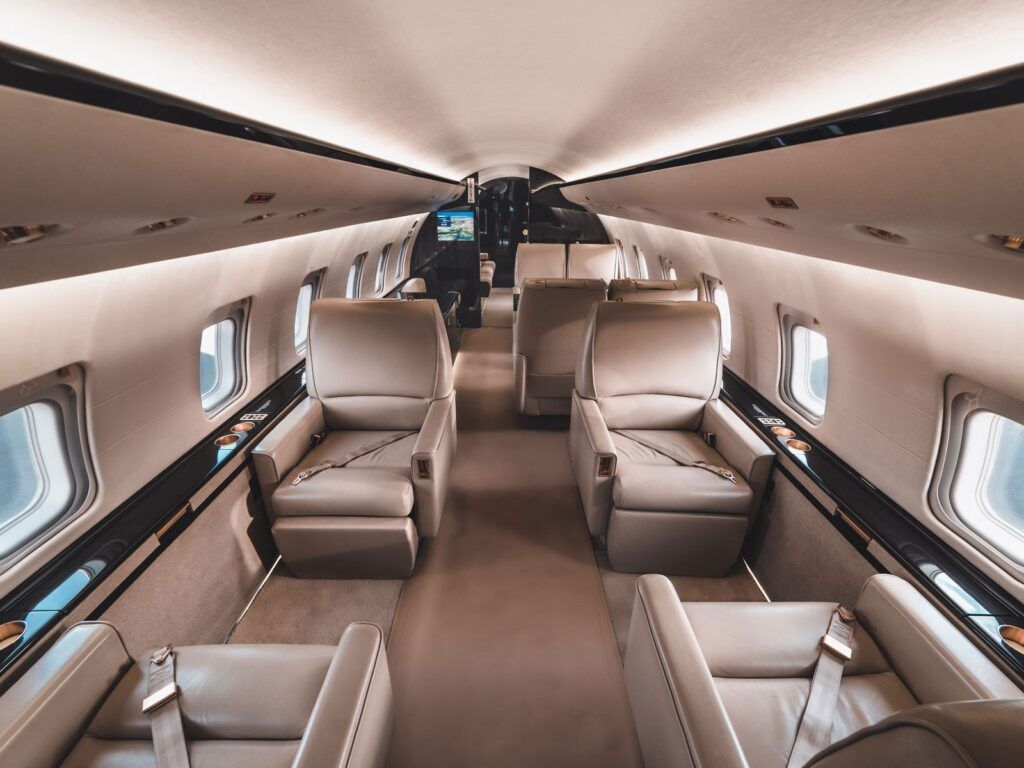 How to Choose the Best Private Jet Charter for your Frequent Travels 
