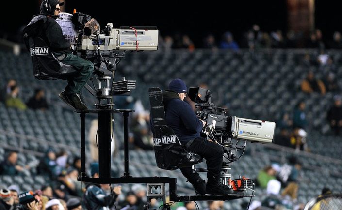 How Can Sports TV Help to Engage More Fans in Sports Broadcasting?